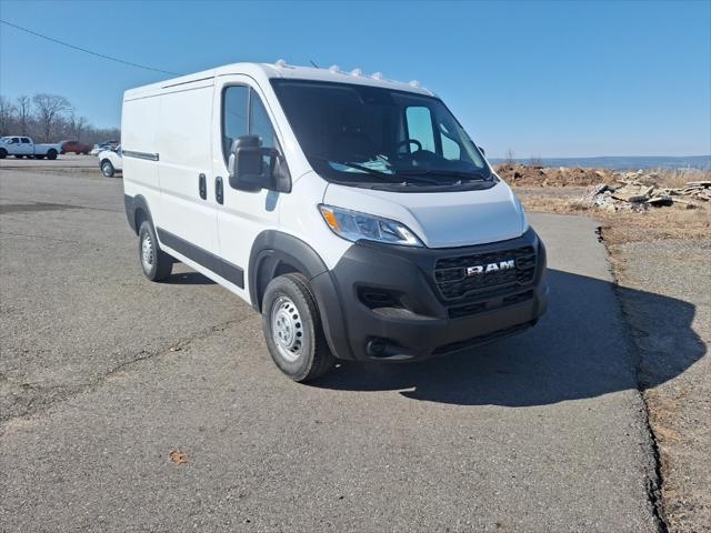 2025 RAM Ram ProMaster RAM PROMASTER 1500 TRADESMAN CARGO VAN LOW ROOF 136 WB