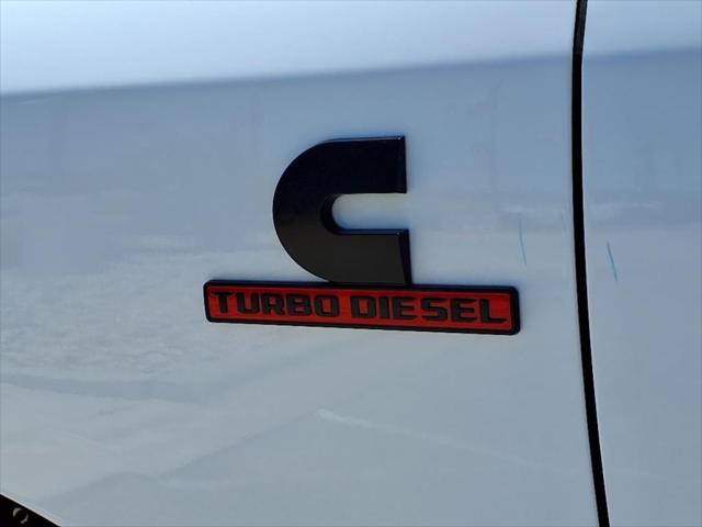 2025 RAM Ram 3500 RAM 3500 TRADESMAN CREW CAB 4X4 8 BOX
