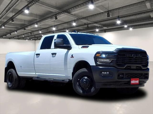2025 RAM Ram 3500 RAM 3500 TRADESMAN CREW CAB 4X4 8 BOX