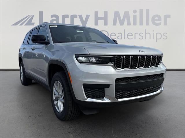 2025 Jeep Grand Cherokee GRAND CHEROKEE L LAREDO X 4X4