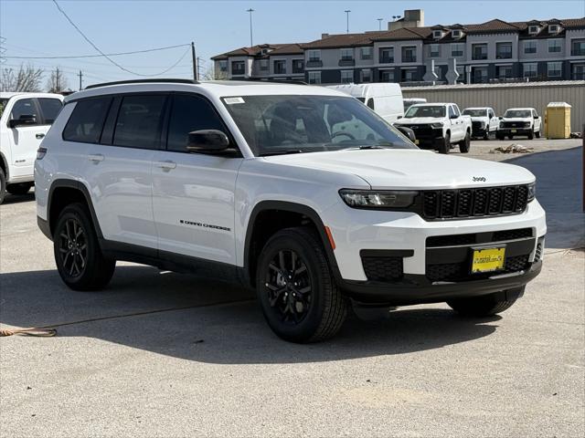 2025 Jeep Grand Cherokee GRAND CHEROKEE L ALTITUDE X 4X2