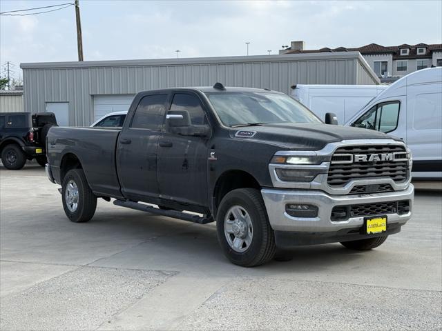 2025 RAM Ram 3500 RAM 3500 TRADESMAN CREW CAB 4X4 8 BOX