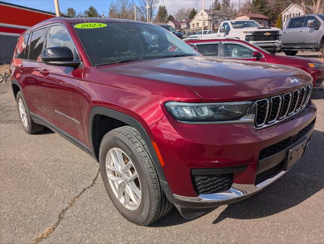 2023 Jeep Grand Cherokee L Laredo 4x4