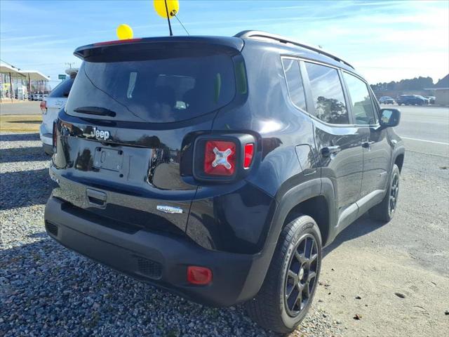 2022 Jeep Renegade Latitude 4x4 2022 Jeep Renegade Latitude 4x4