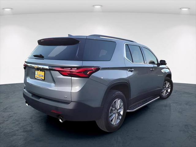 2023 Chevrolet Traverse FWD LT Cloth