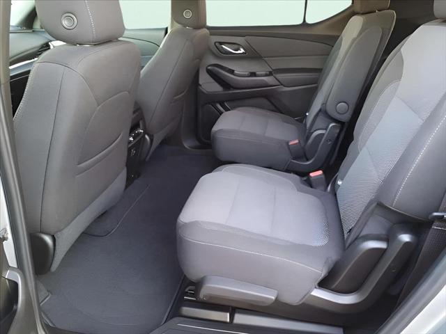 2023 Chevrolet Traverse FWD LT Cloth