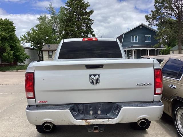 2017 RAM 1500 Express Crew Cab 4x4 57 Box 2017 RAM 1500 Express Crew Cab 4x4 57 Box