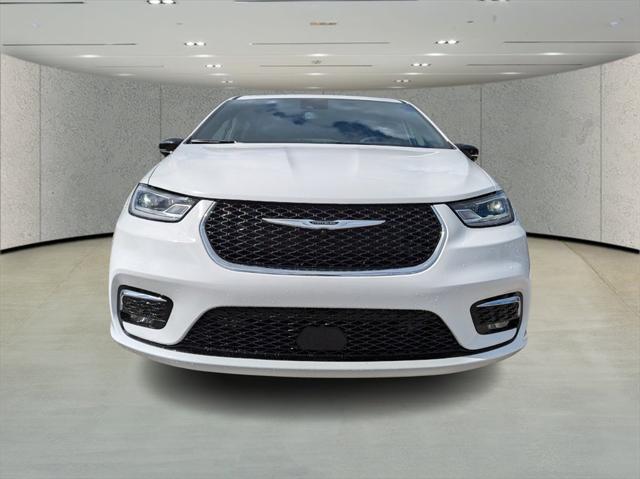 2025 Chrysler Pacifica PACIFICA SELECT
