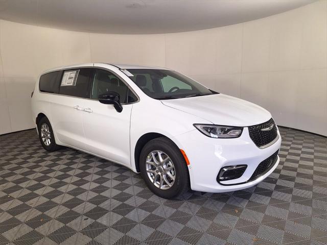 2025 Chrysler Pacifica PACIFICA SELECT