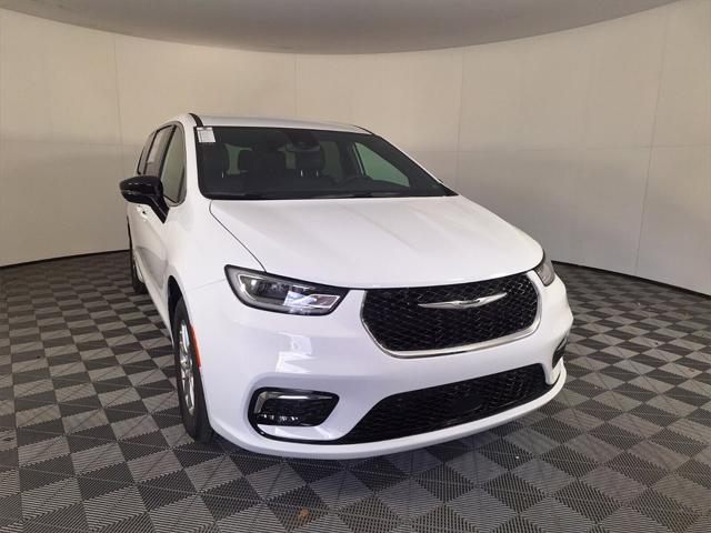 2025 Chrysler Pacifica PACIFICA SELECT