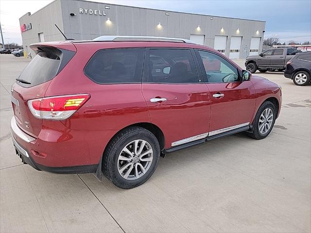 2016 Nissan Pathfinder SL