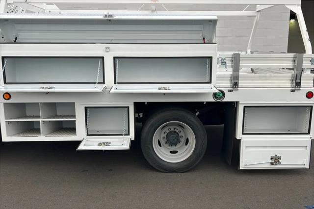 2024 Ford F-550 XL
