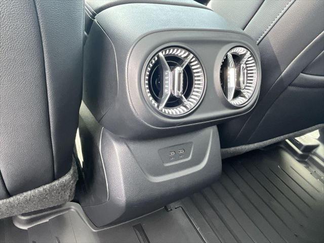 2025 Chevrolet V Blazer eAWD LT