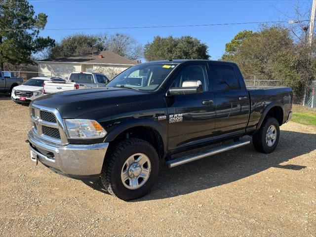 2017 RAM 2500 Tradesman Crew Cab 4x4 64 Box