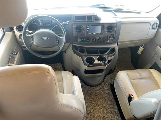 2018 Ford E-450 Cutaway Base