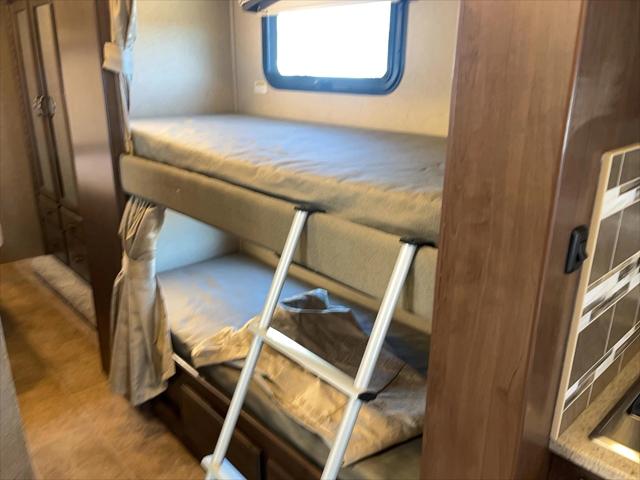 2018 Ford E-450 Cutaway Base
