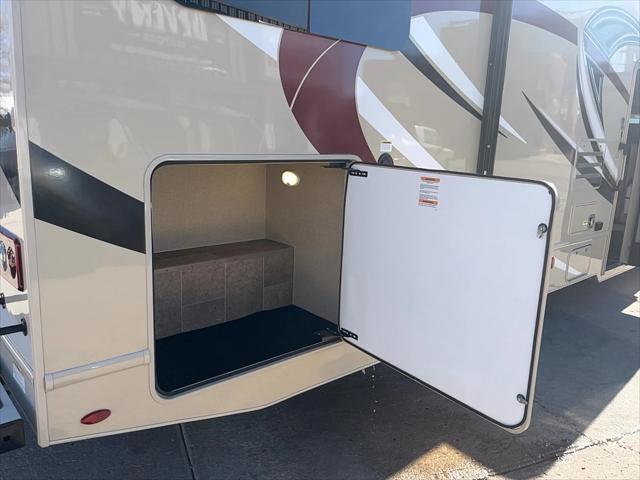 2018 Ford E-450 Cutaway Base
