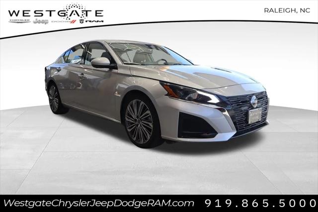 2023 Nissan Altima SL FWD