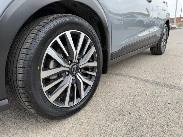 2022 Nissan Kicks SV Xtronic CVT