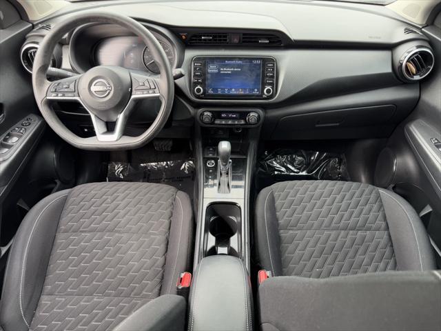 2022 Nissan Kicks SV Xtronic CVT