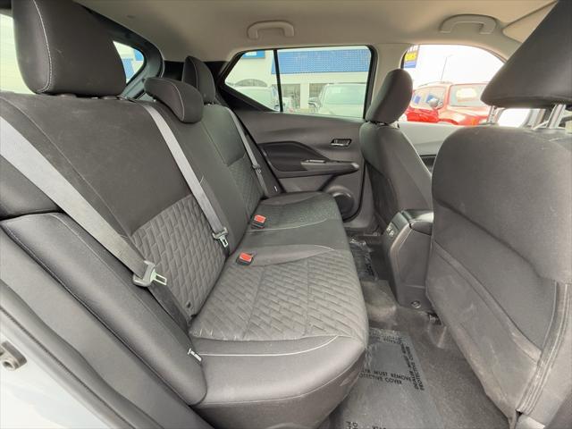2022 Nissan Kicks SV Xtronic CVT