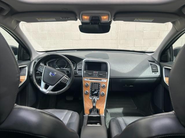 2017 Volvo XC60 T5 Inscription