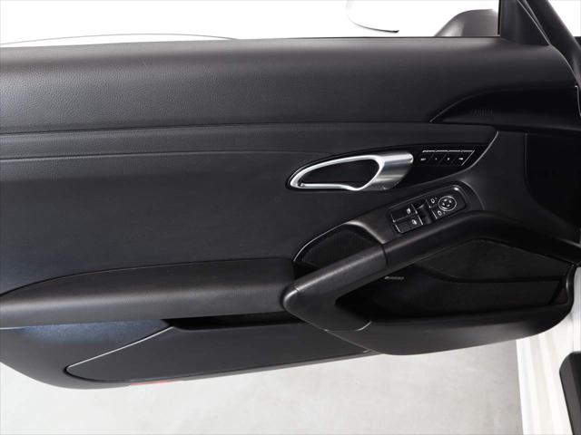 2016 Porsche Cayman Unknown