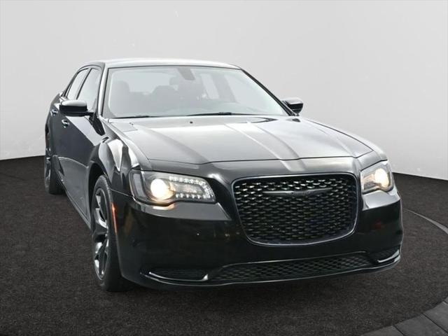 2022 Chrysler 300 Touring