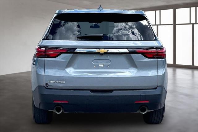 2023 Chevrolet Traverse FWD LS