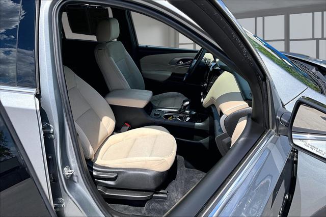 2023 Chevrolet Traverse FWD LS