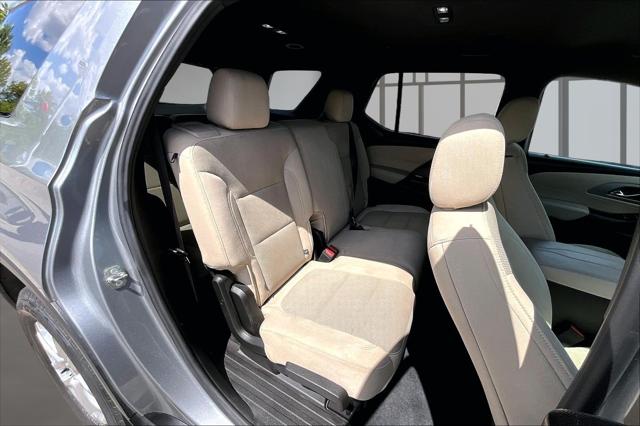 2023 Chevrolet Traverse FWD LS