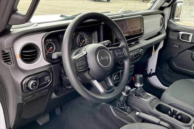 New 2025 Jeep Gladiator For Sale in Millington, TN