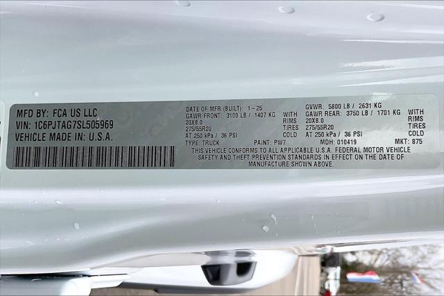 New 2025 Jeep Gladiator For Sale in Millington, TN
