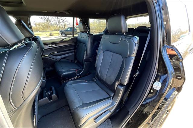 New 2025 Jeep Grand Cherokee L For Sale in Millington, TN