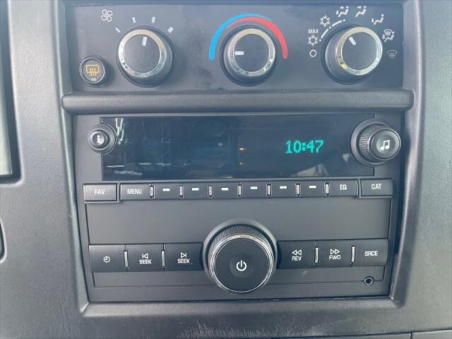 2022 Chevrolet Express Passenger RWD 3500 Extended Wheelbase LS