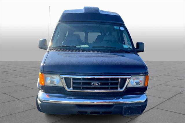 2005 Ford E-150 Recreational
