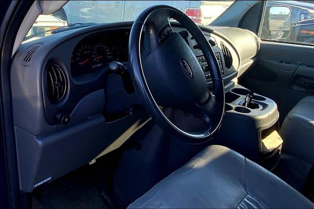 2005 Ford E-150 Recreational