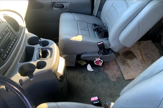 2005 Ford E-150 Recreational
