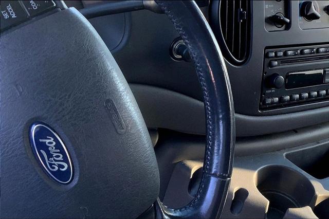 2005 Ford E-150 Recreational