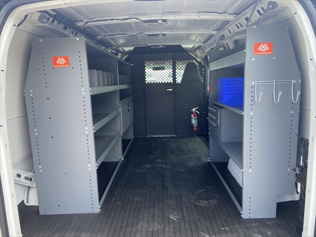 2025 GMC Savana Cargo RWD 2500 Regular Wheelbase Work Van