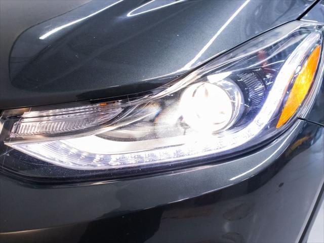 Trax 1LT