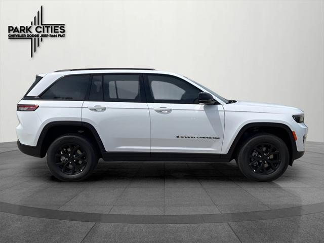 2025 Jeep Grand Cherokee GRAND CHEROKEE ALTITUDE 4X4
