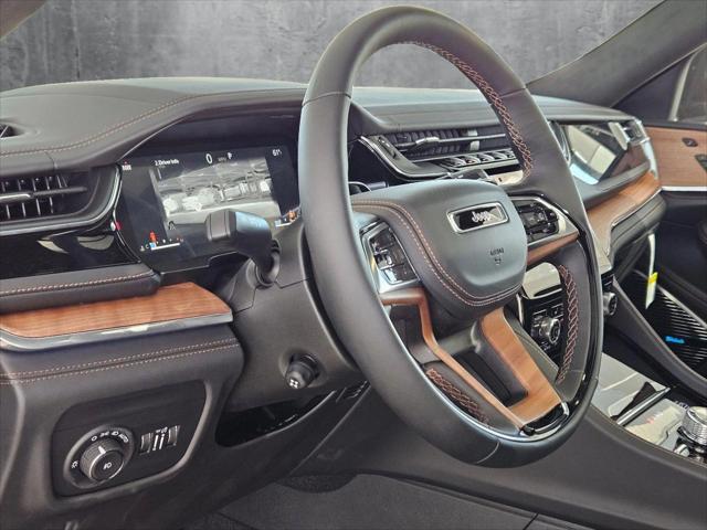 2025 Jeep Grand Cherokee GRAND CHEROKEE SUMMIT RESERVE 4X4