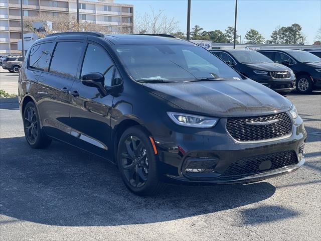 2025 Chrysler Pacifica PACIFICA LIMITED