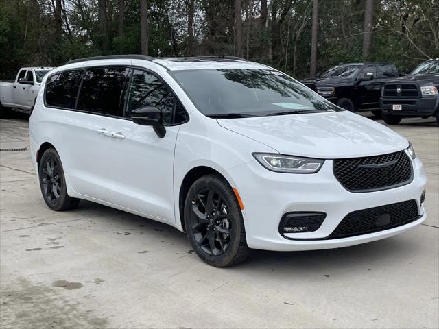 2025 Chrysler Pacifica PACIFICA LIMITED