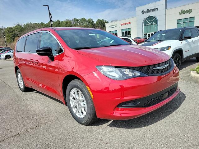 2025 Chrysler Voyager VOYAGER