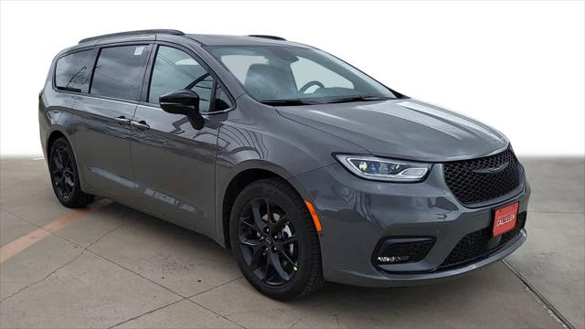2025 Chrysler Pacifica PACIFICA LIMITED