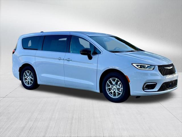2025 Chrysler Pacifica PACIFICA SELECT