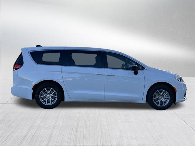 2025 Chrysler Pacifica PACIFICA SELECT