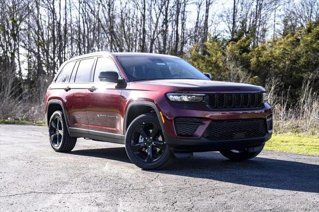 2025 Jeep Grand Cherokee GRAND CHEROKEE ALTITUDE 4X4